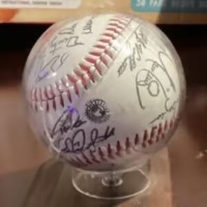 Boston Red Sox Signed Baseball - Multiple Signatures - Not sure of year